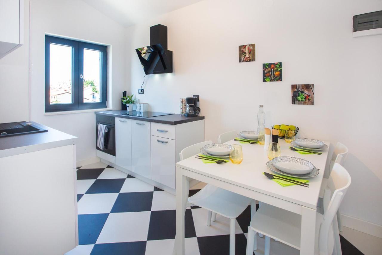 Black & White Apartment Rovinj Exterior foto